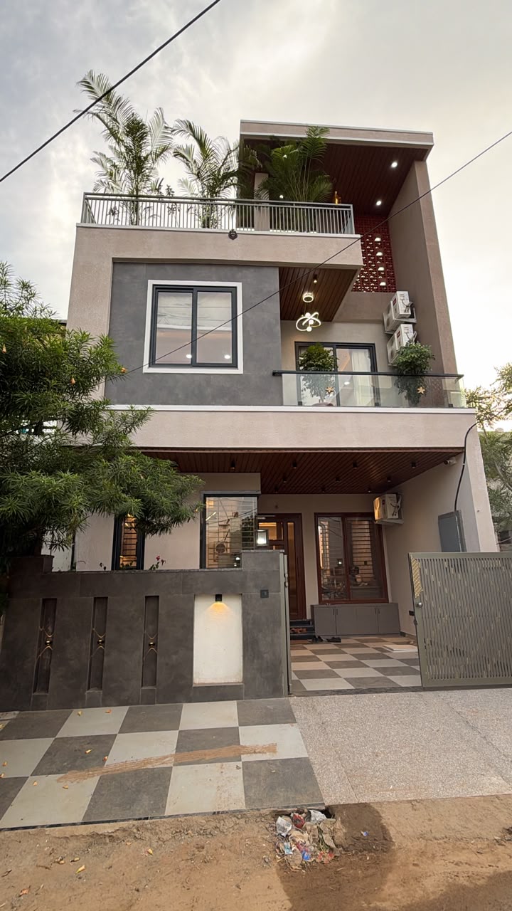 4BHK 150 Gaj Rangoli Garden image 1