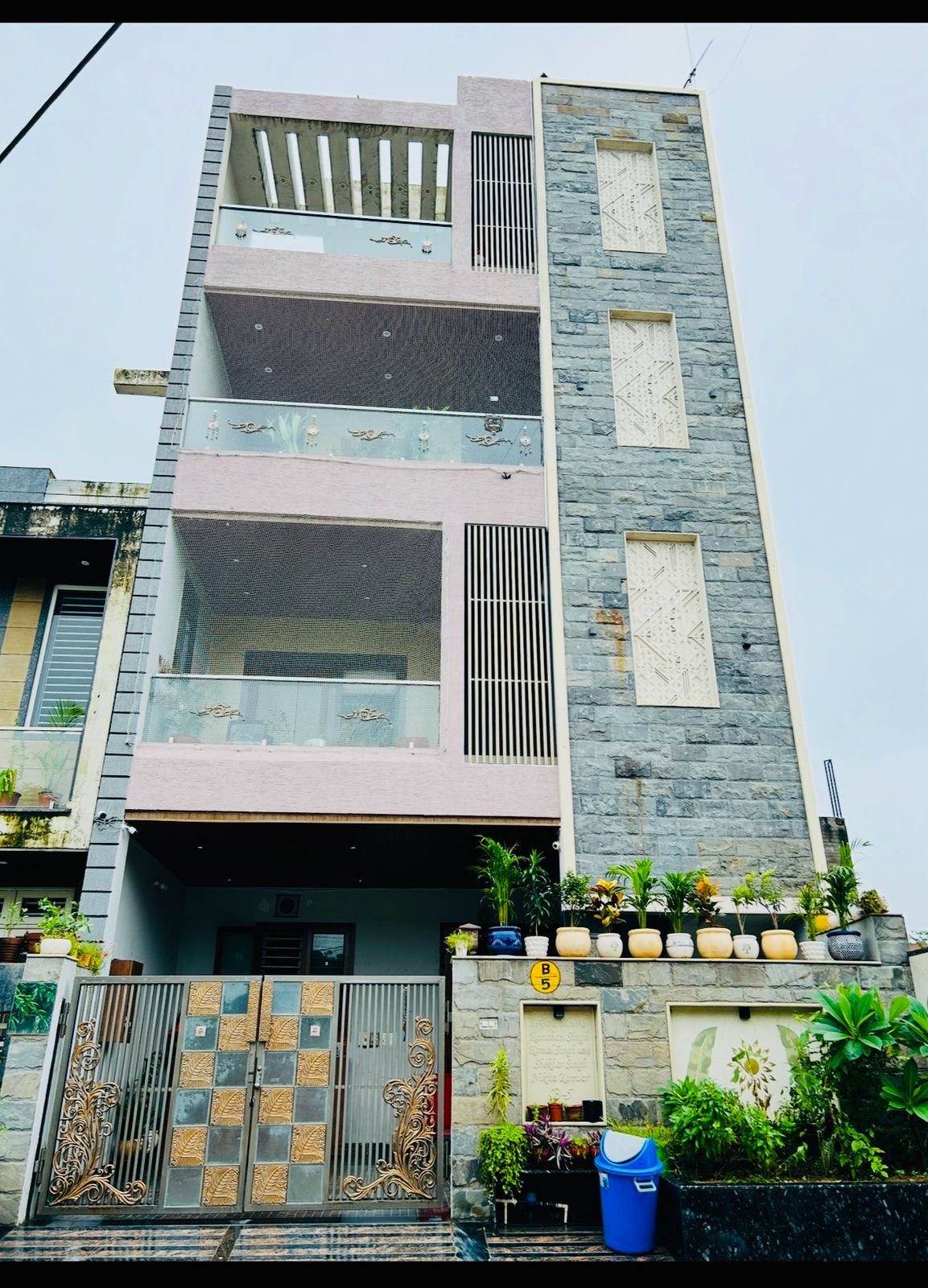 Plot in Near Shipra Path and Near Suvira Hospital 🏥 and Near Landscape Park image 2